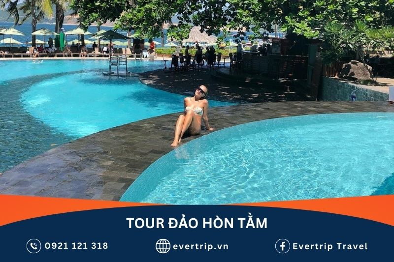 hồ bơi vô cực hòn tằm