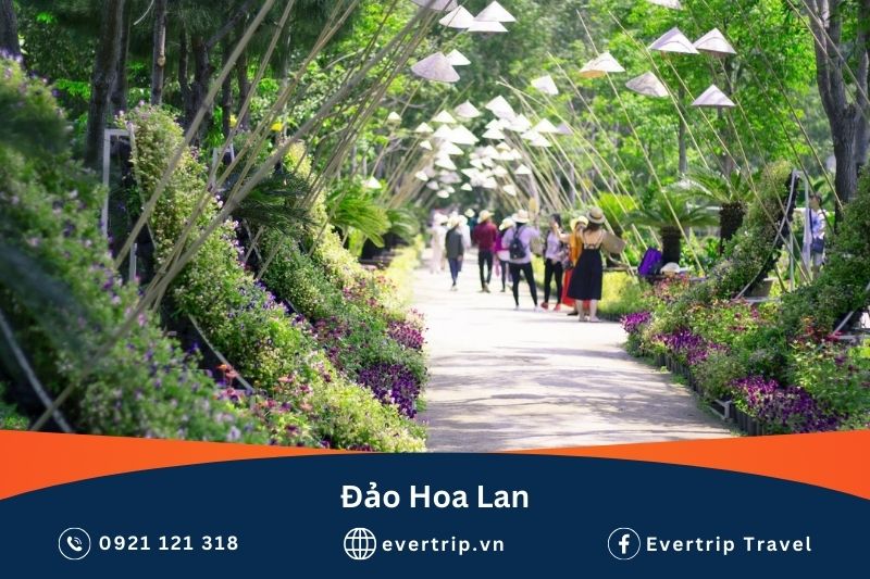 Đảo Hoa Lan với con đường nón lá