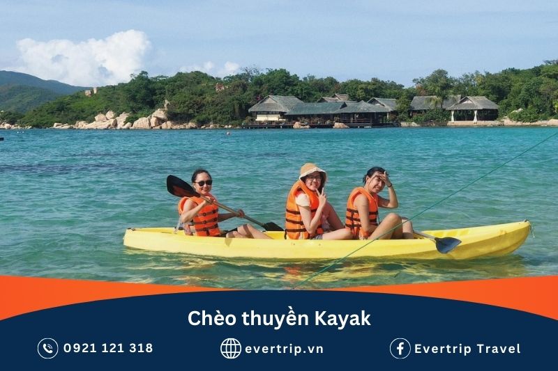 chèo thuyền kayak tại đảo hòn ông