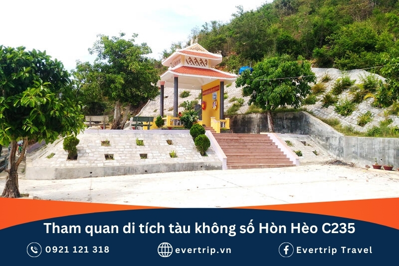 Tham quan di tích tàu không số Hòn Hèo C235