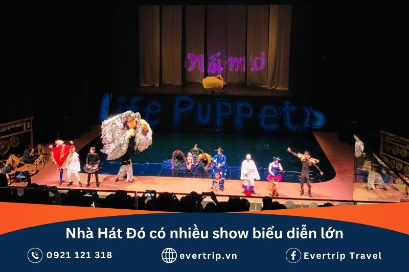 nhà hát đó có gì